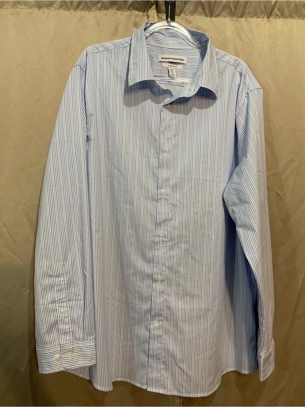 Amazon Essentials Men's Light Blue Stripe Dress Shirt 88/2